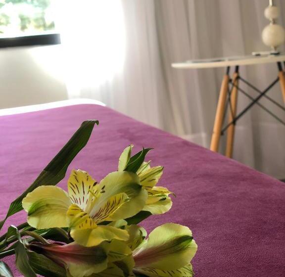 ホテル Reina Mora