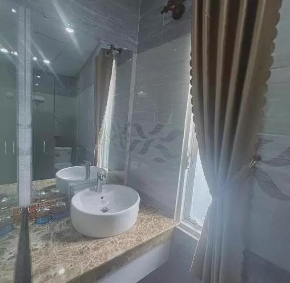 هتل Vạn Lộc