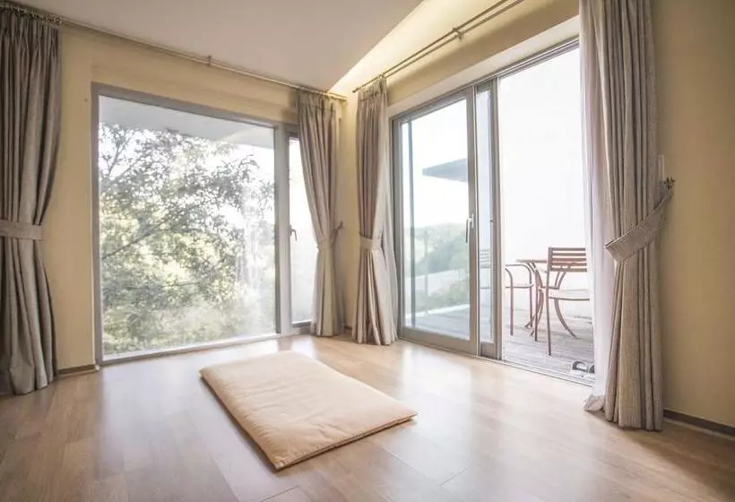 Lomakeskus Healience Village