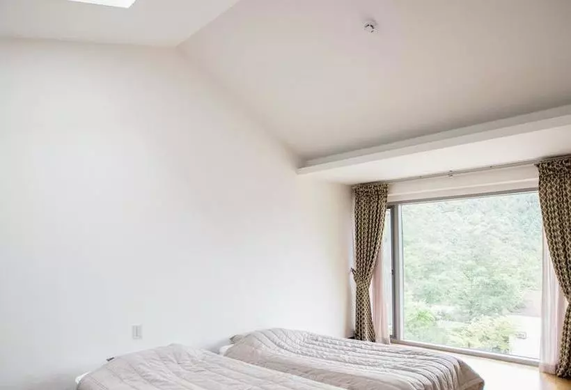 Lomakeskus Healience Village