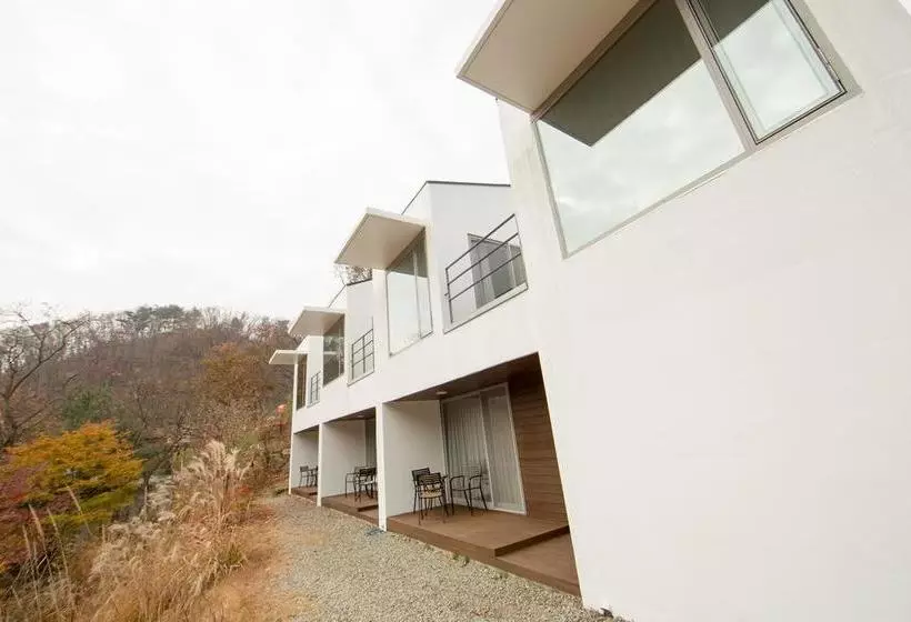 Lomakeskus Healience Village