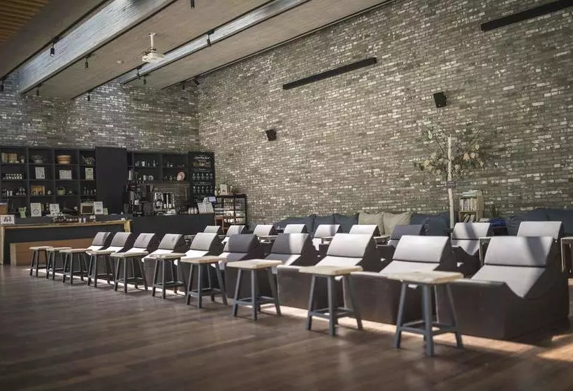 Lomakeskus Healience Village