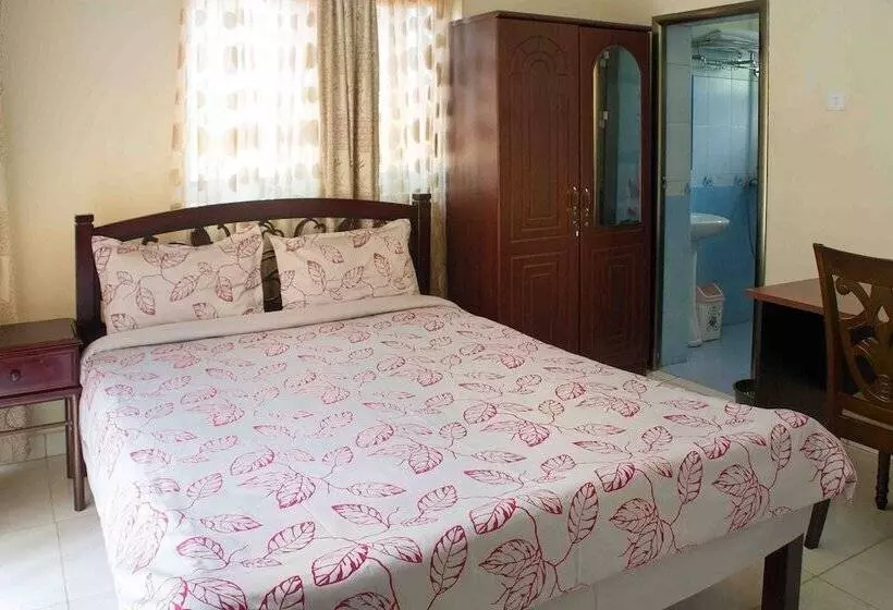 Hotel The Dove S Nest