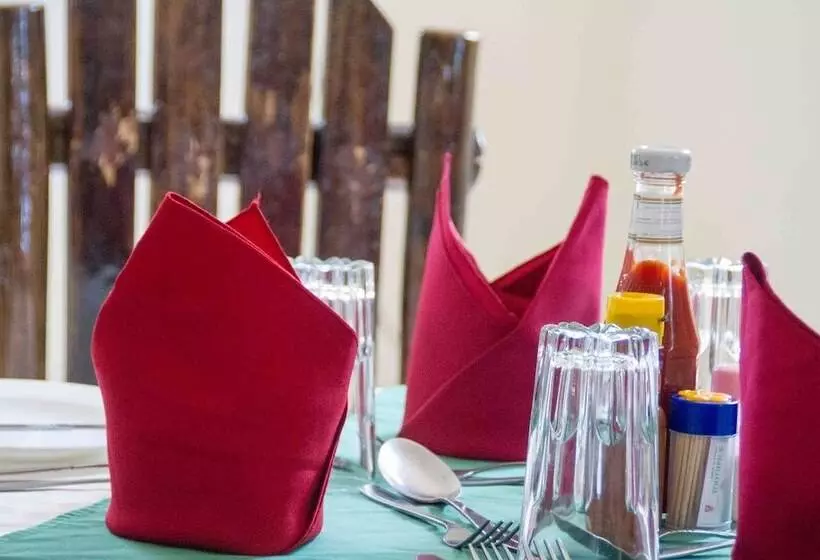 Hotel The Dove S Nest