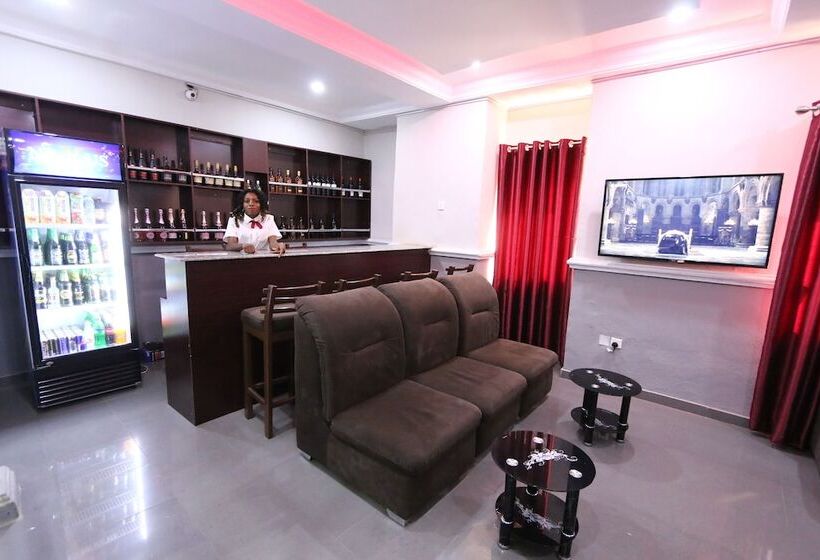 Iyore Grand Hotel & Suites 2