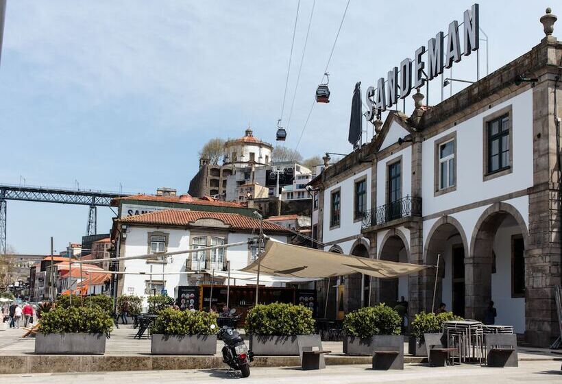 هاستل The House Of Sandeman