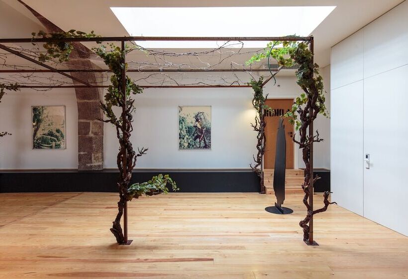 هاستل The House Of Sandeman