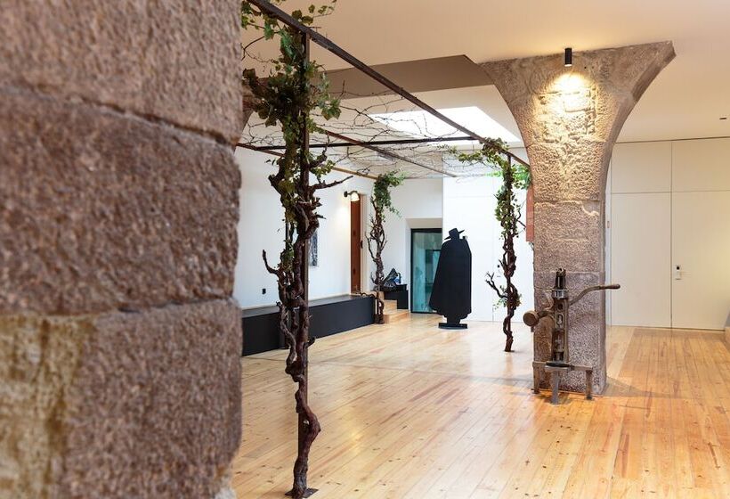 هاستل The House Of Sandeman