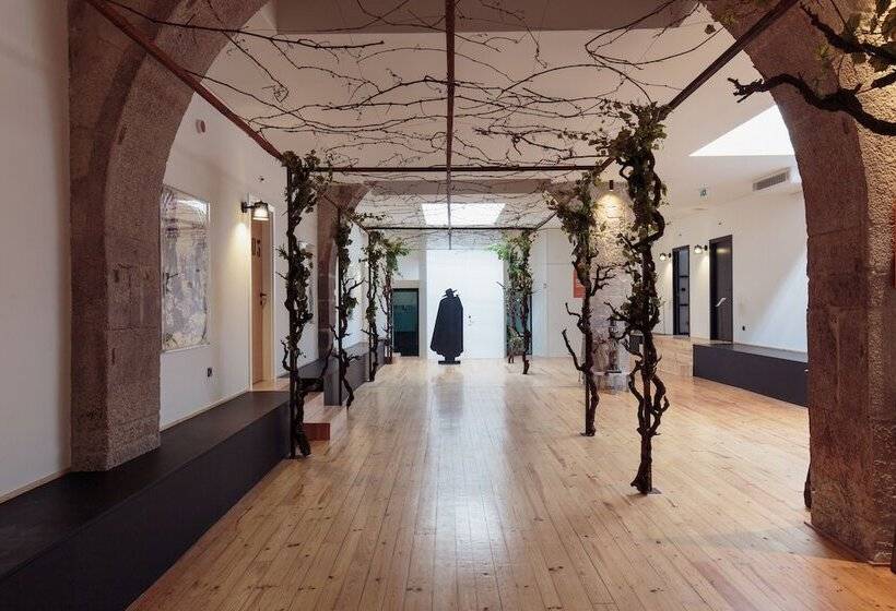 هاستل The House Of Sandeman