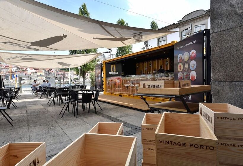 هاستل The House Of Sandeman