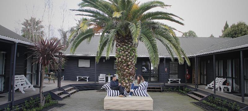 הוסטל Hugo & Carter S Backpackers & Motel