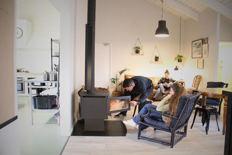 הוסטל Hugo & Carter S Backpackers & Motel