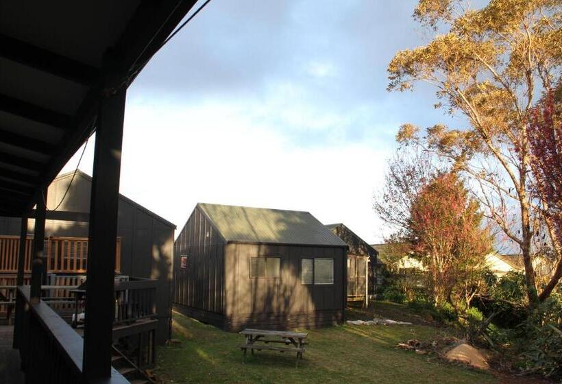 הוסטל Hugo & Carter S Backpackers & Motel