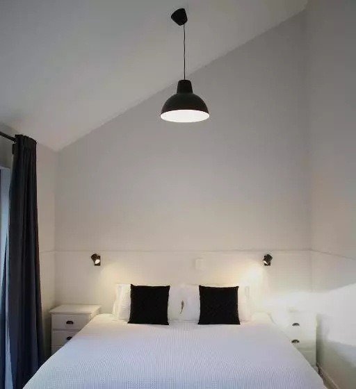 Retkeilymaja Hugo & Carter S Backpackers & Motel