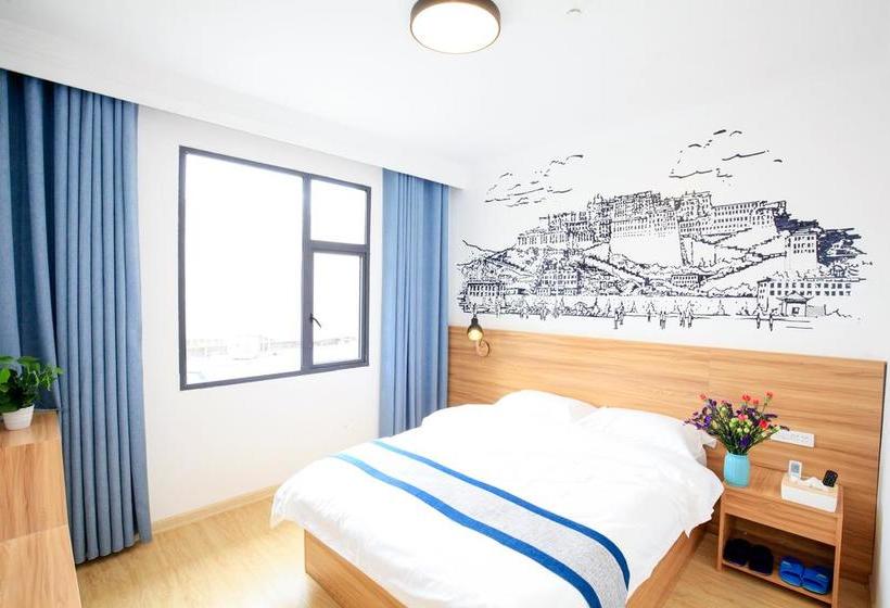 Global Village River View Hostel