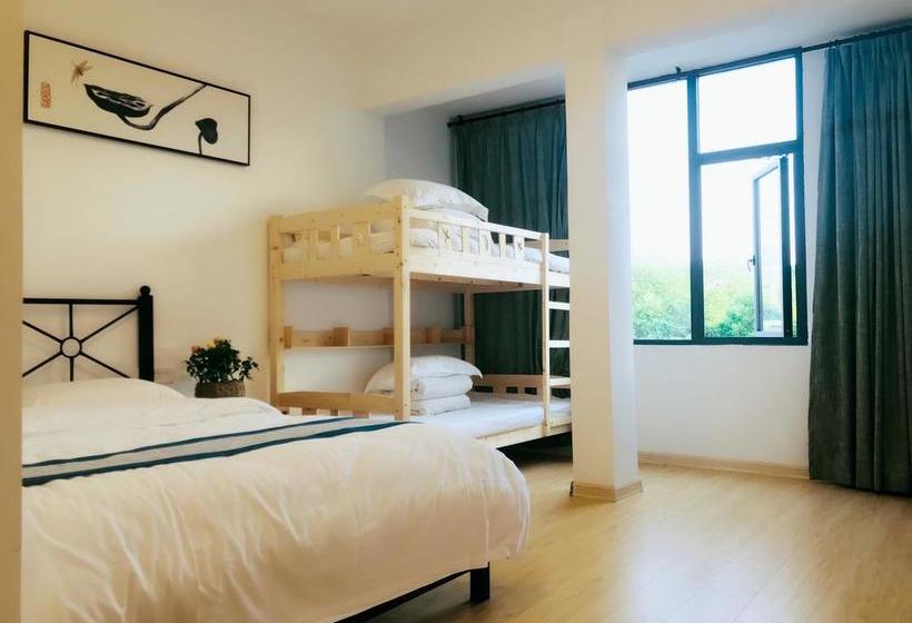 Global Village River View Hostel