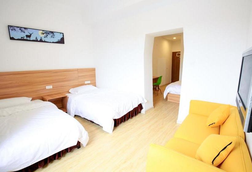 Global Village River View Hostel