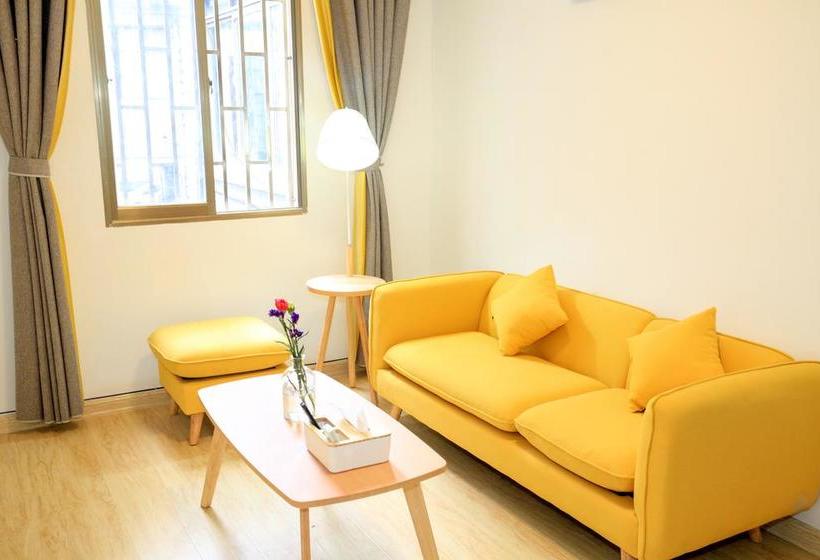 Global Village River View Hostel