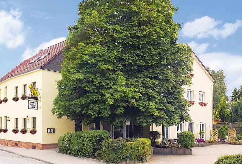 Hotelli & Gasthof Zum Löwen
