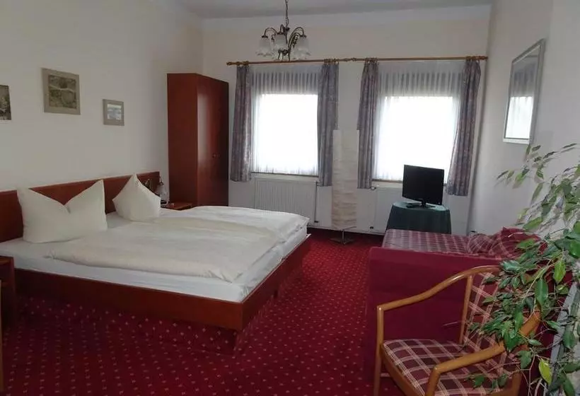 Hotelli & Gasthof Zum Löwen