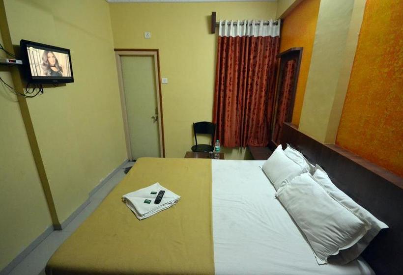 בית מלון כפרי Madhava