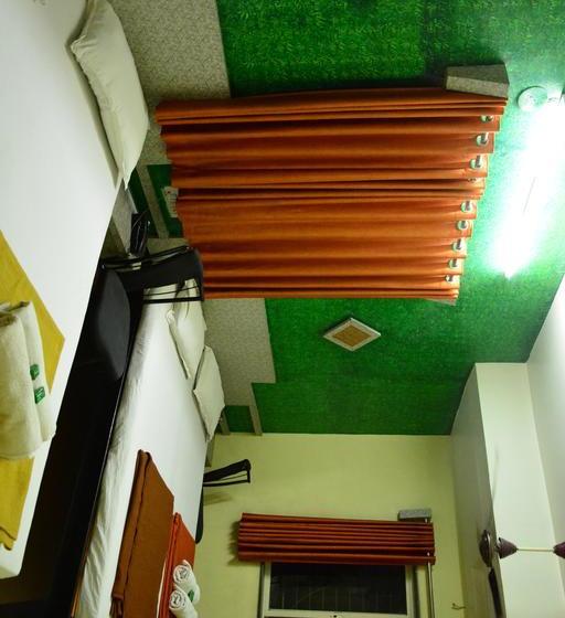 בית מלון כפרי Madhava