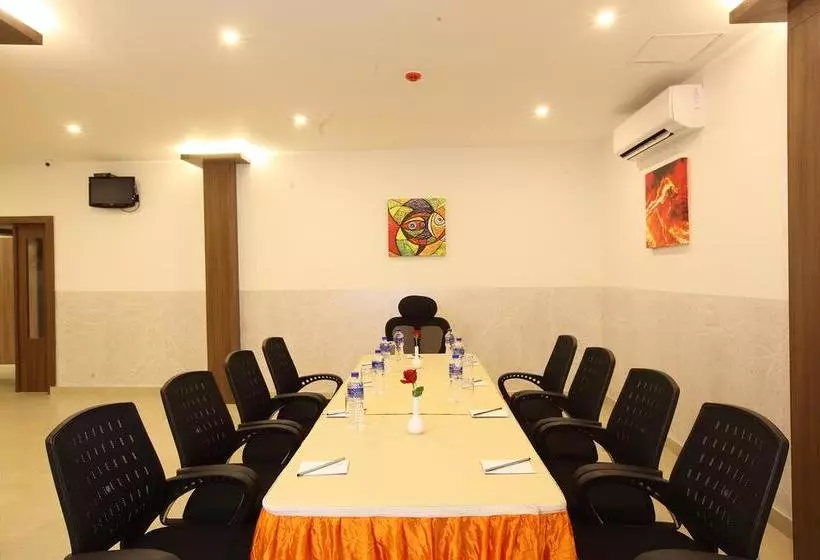 Hotelli Park Residency Kozhencherry