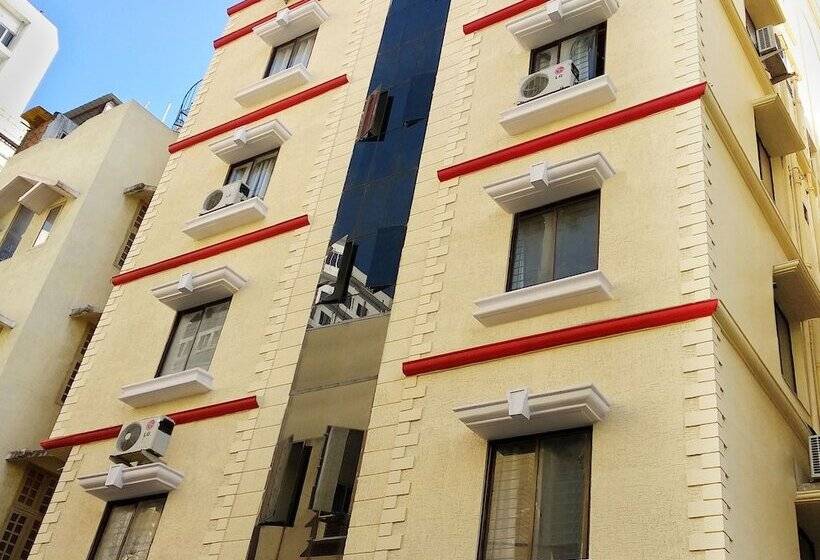 فندق Ruma Near Nampally Railway Station