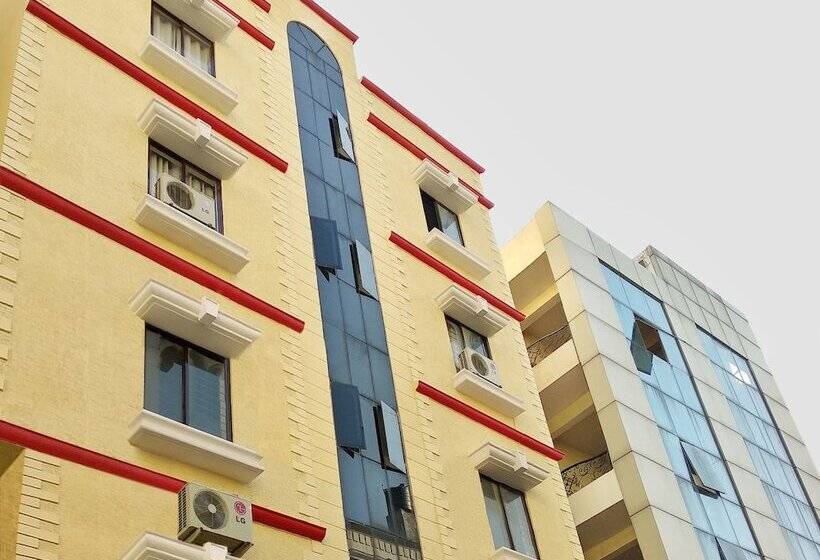 فندق Ruma Near Nampally Railway Station