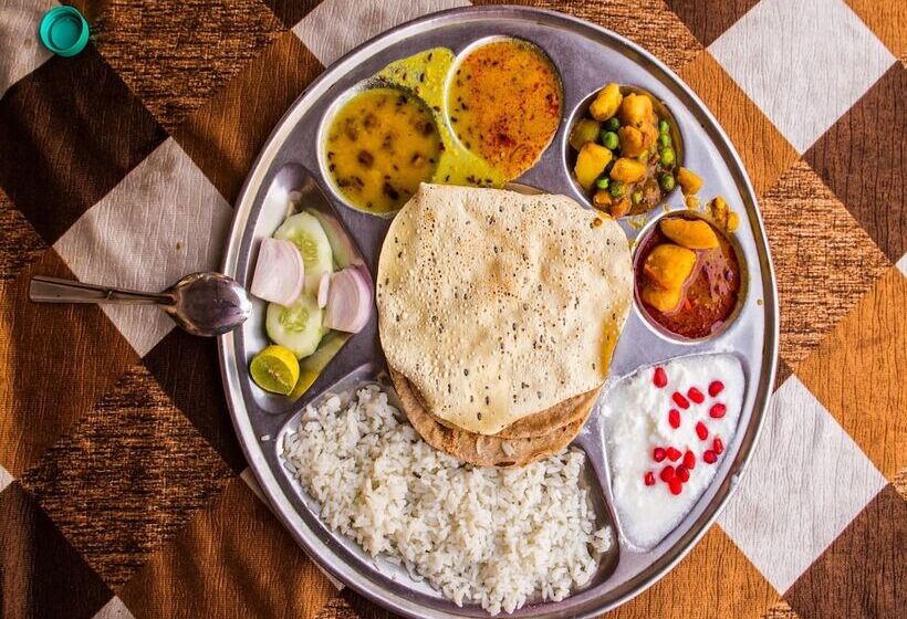 فندق Ruma Near Nampally Railway Station