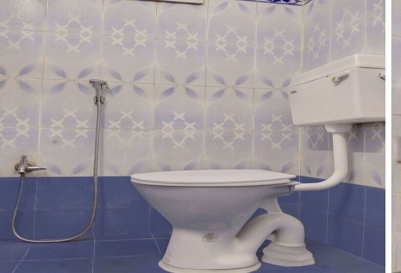 فندق Ruma Near Nampally Railway Station