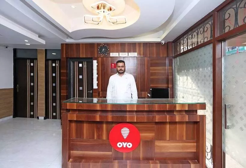 Oyo 10263 Hotel Grand Nishat