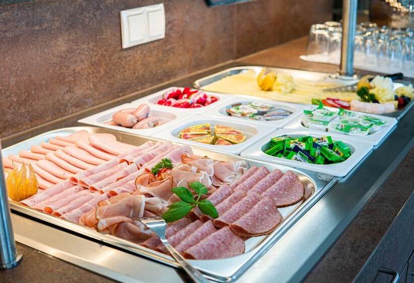 Pension Haas Hotel Am Turm