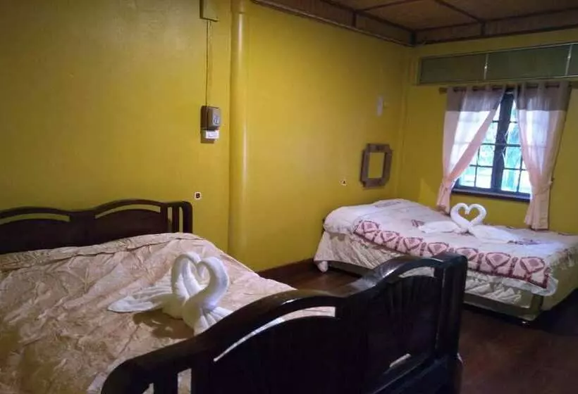 リゾートホテル Crossroads House