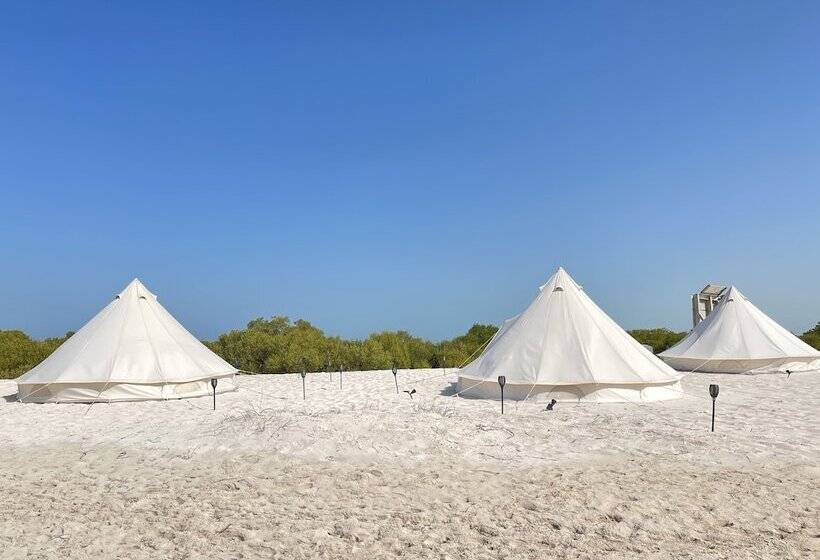 ホテル Pura Eco Retreat Jubail Island Abu Dhabi