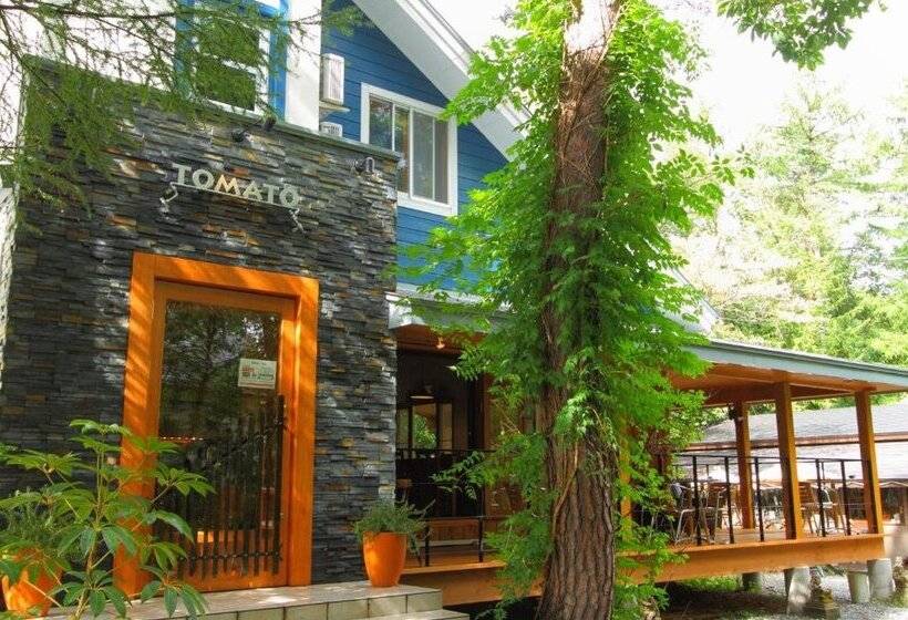 הוסטל Pension Tomato