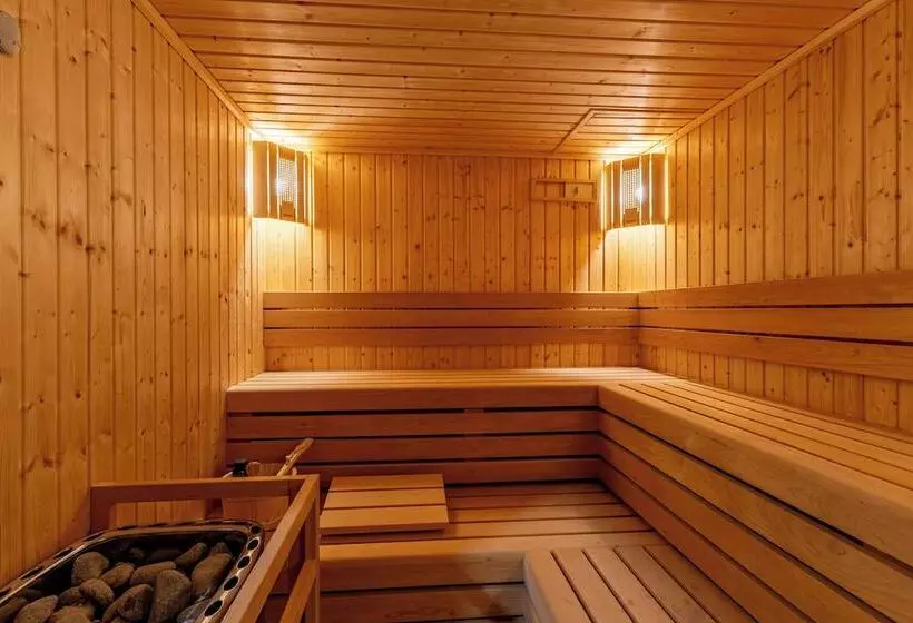 Beach Bay Hotel Mirfa