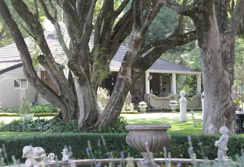 Aamiaismajoitus (B&B) Farmhouse Lodge