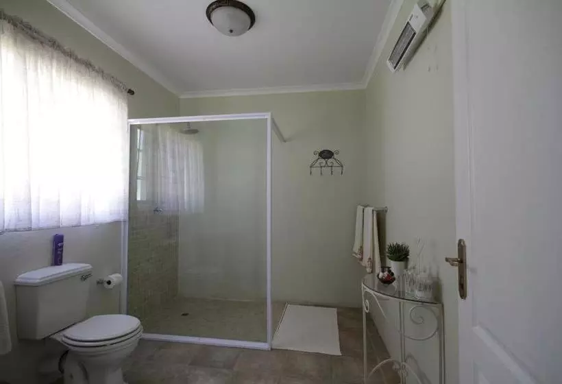 Aamiaismajoitus (B&B) Farmhouse Lodge