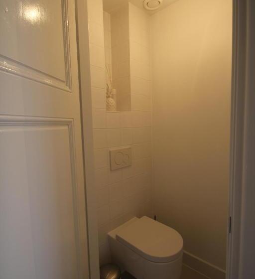 민박 Het Spoorhuis Uithoorn