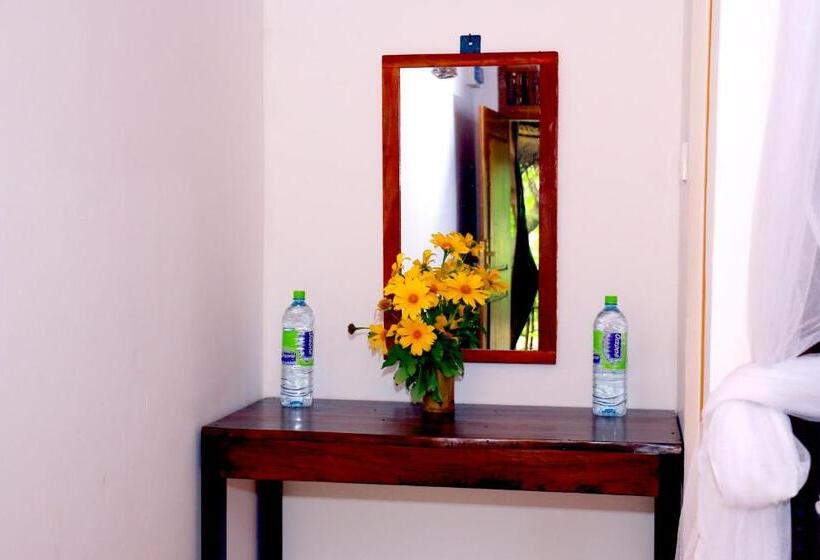 مبيت وإفطار Turtle Watch Cabana