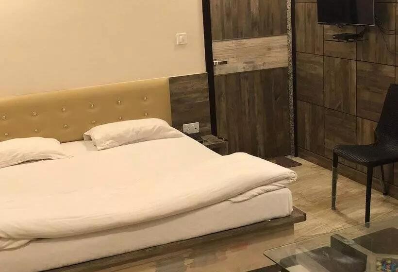 ホテル Bani Hashim