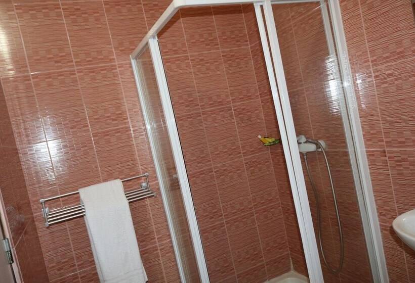 هتل Freeman Hôtel