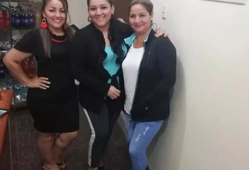 ホテル Hospedaje Central Piura