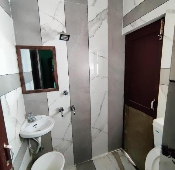 בית מלון כפרי Jai Surya