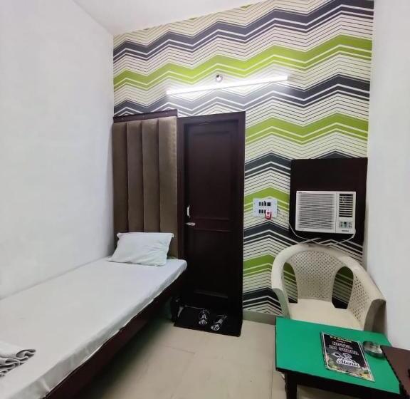 בית מלון כפרי Jai Surya