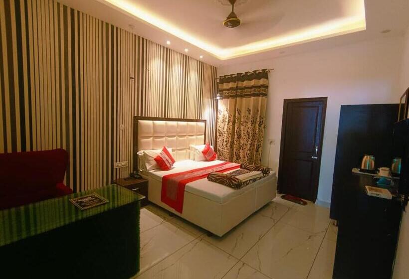 בית מלון כפרי Jai Surya