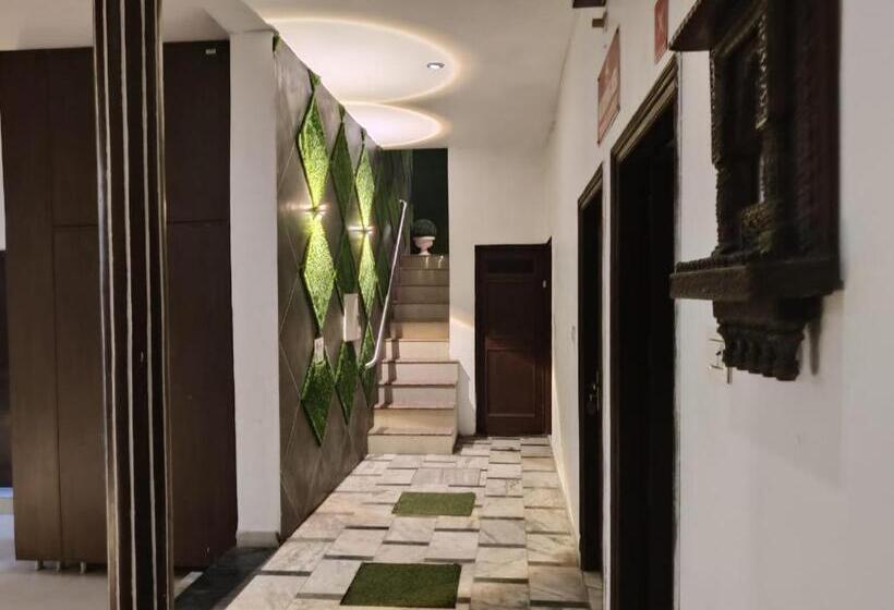 בית מלון כפרי Jai Surya