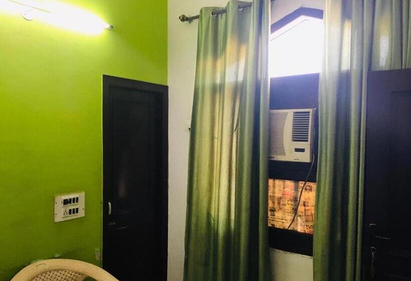 בית מלון כפרי Jai Surya