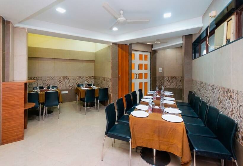 Hotel Treebo Laaiba Residency